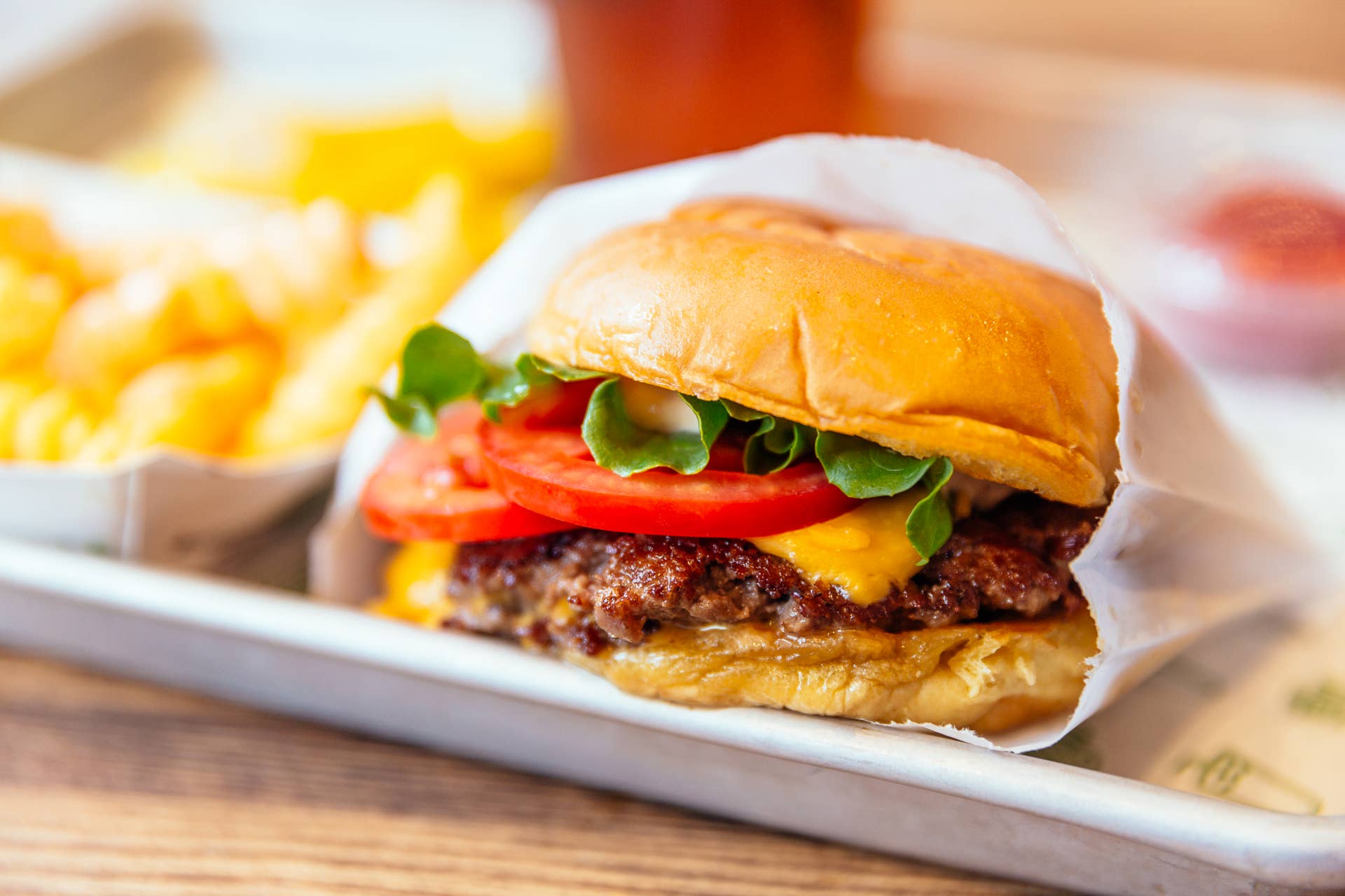 Chein Rule Popular Fast-Food Burger Chain Quietly Closing 289 Locations - Men's ...