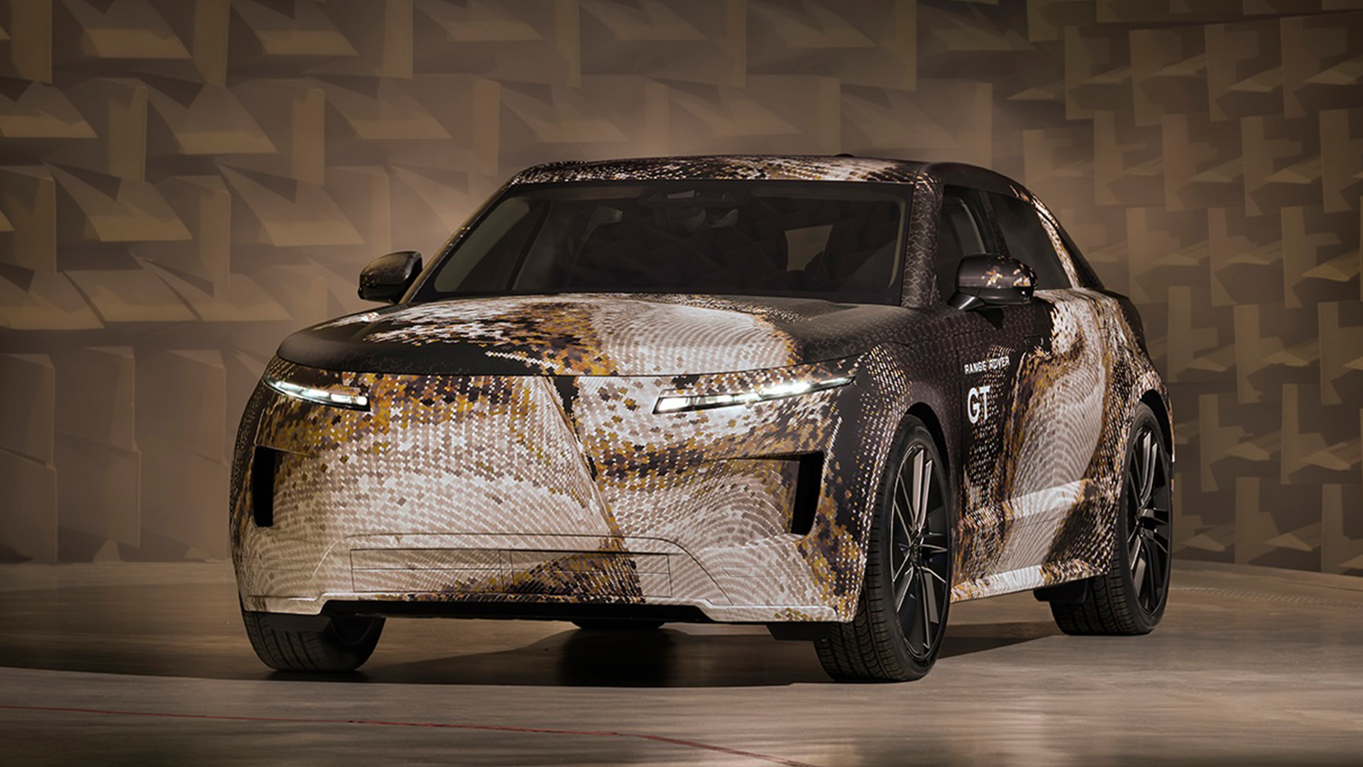 Low Gravity: The Range Rover GT Tiers Up the Blueprint — image 6