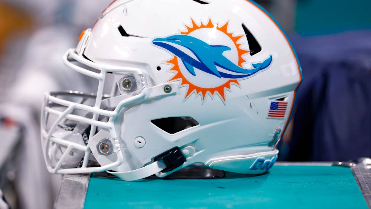 Winless Miami Dolphins Also Hold Truly Embarrassing Stat Through 5 Games