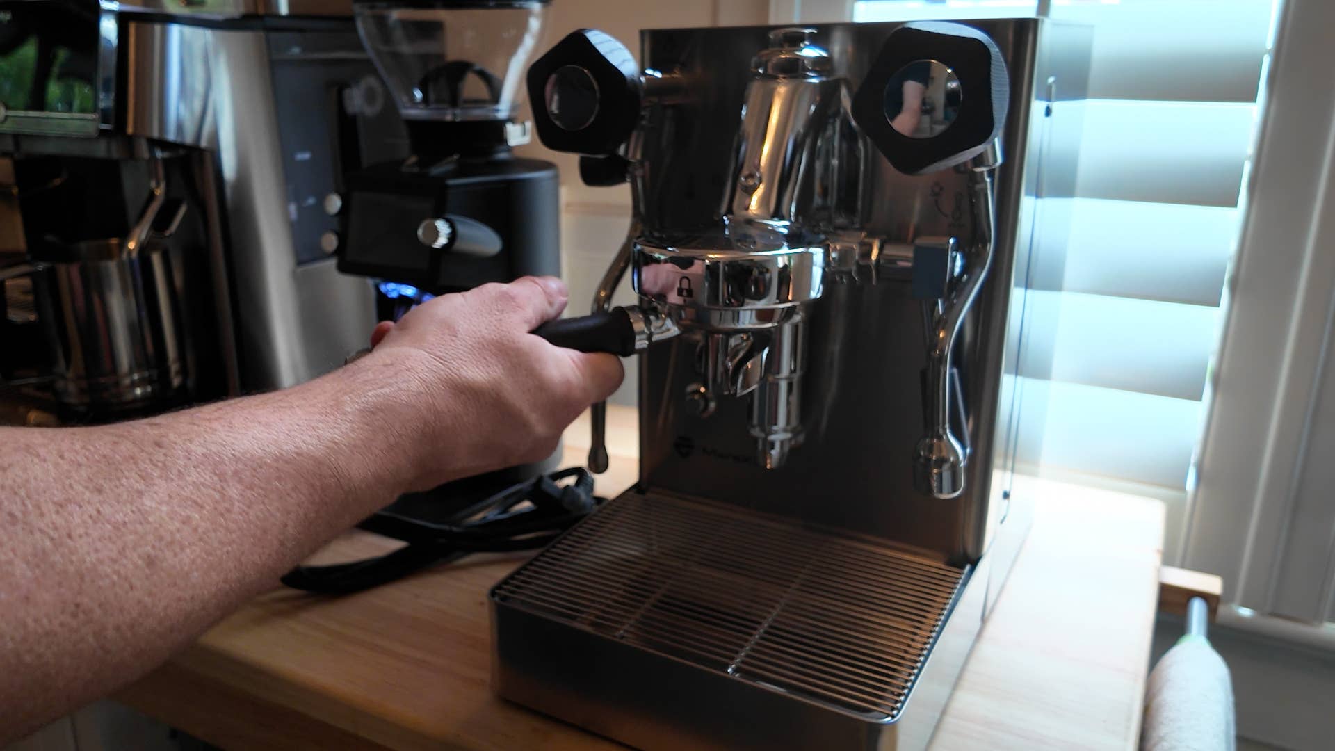 Machine Shckel LELIT MaraX3 Review: The Best Espresso Machine for Manual Pressure ...