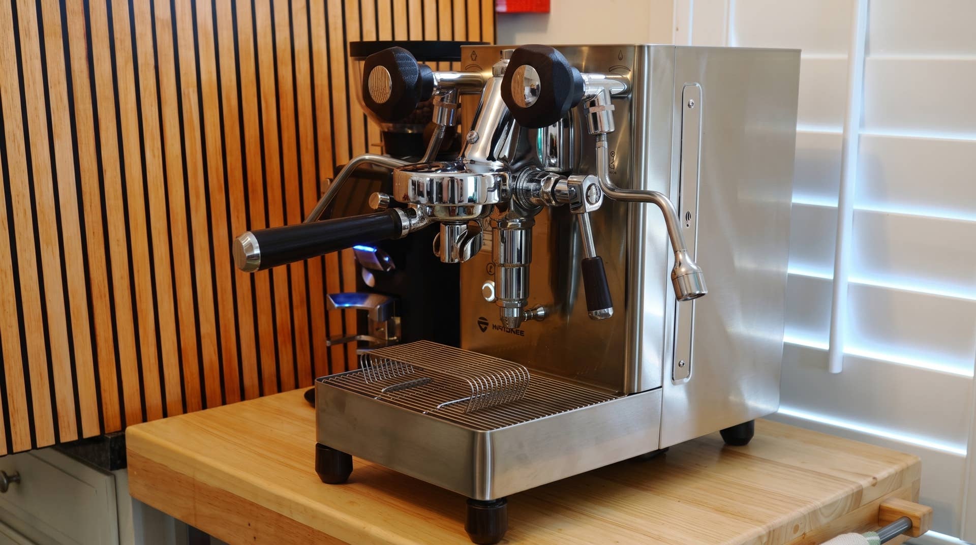 LELIT MaraX3 Review: The Best Espresso Machine for Manual Pressure