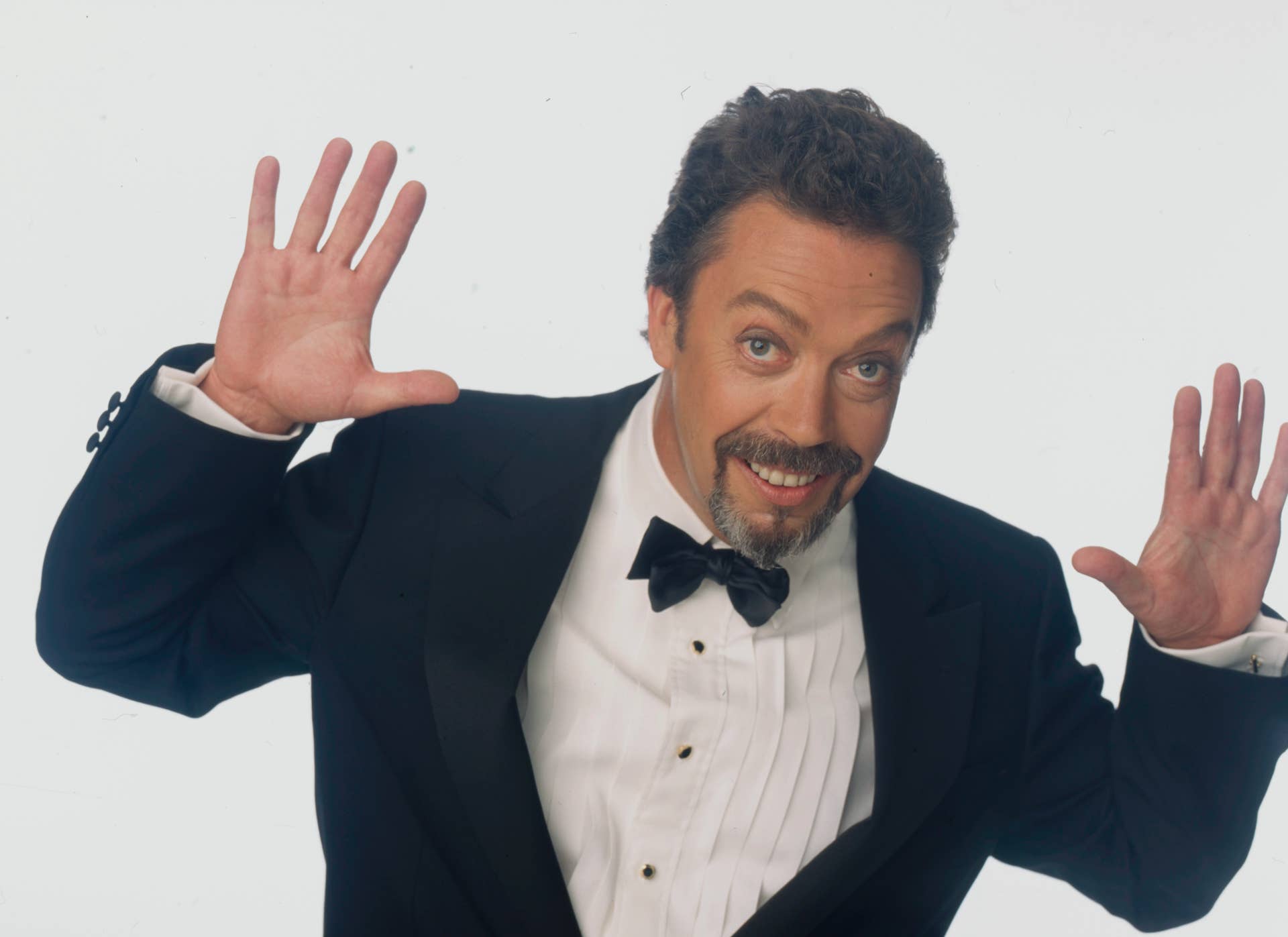 Tim Curry s Hilarious Encounters With Kids Who Recognized Him From tim-curry-s-hilarious-encounters-with-kids-who-recognized-him-from