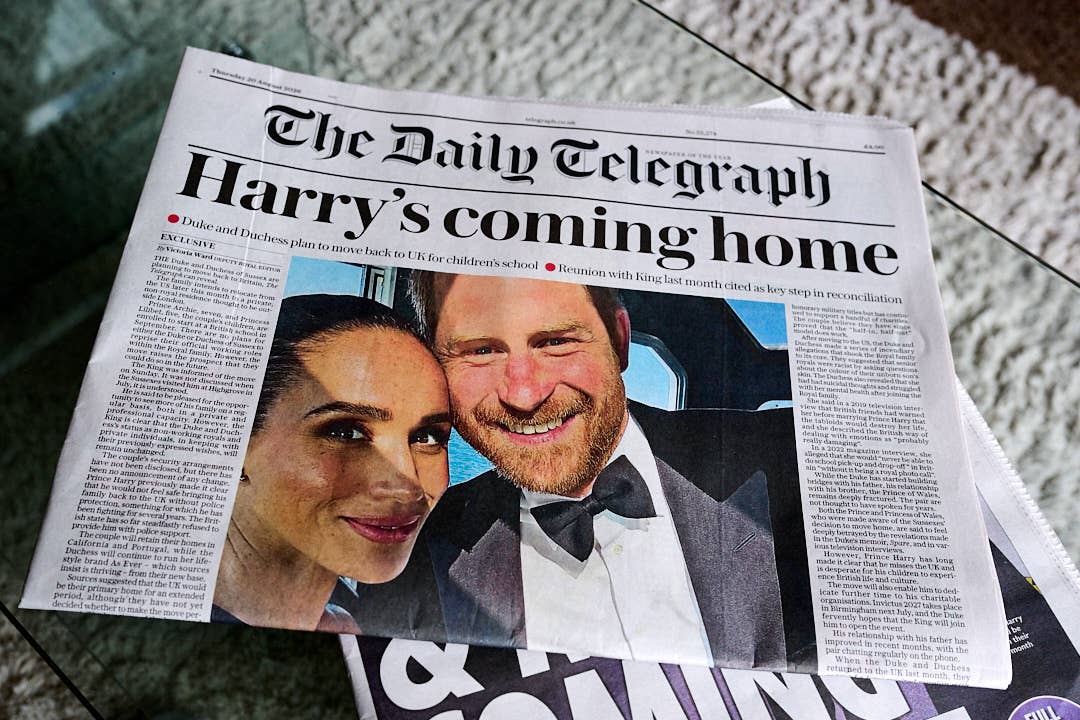 Doria Ragland at 70 as Meghan Markle Returns to Britain - Men's Journal