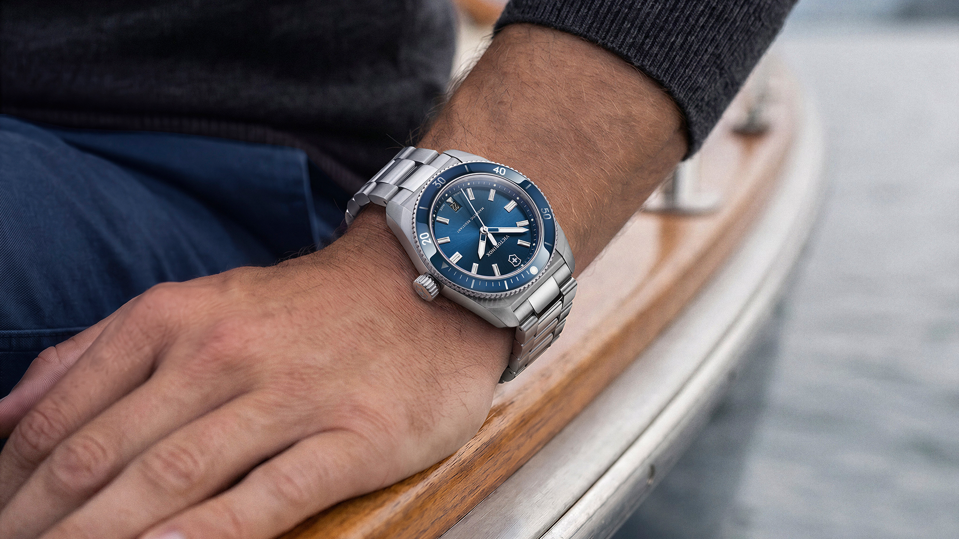 マーヴィリック New Victorinox Maverick Watches: Price, Specs, and Details - Men's