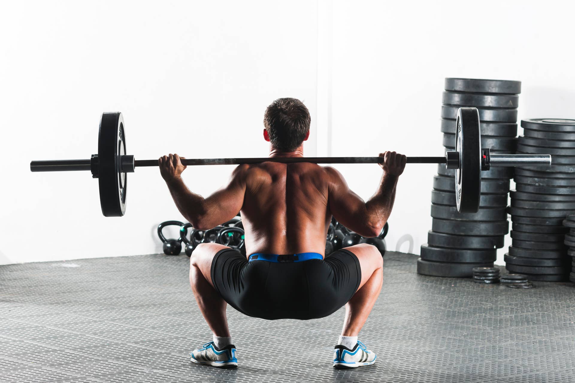 This Brutal 100-Rep Squat Workout Breaks a Rule Most Lifters Still ...