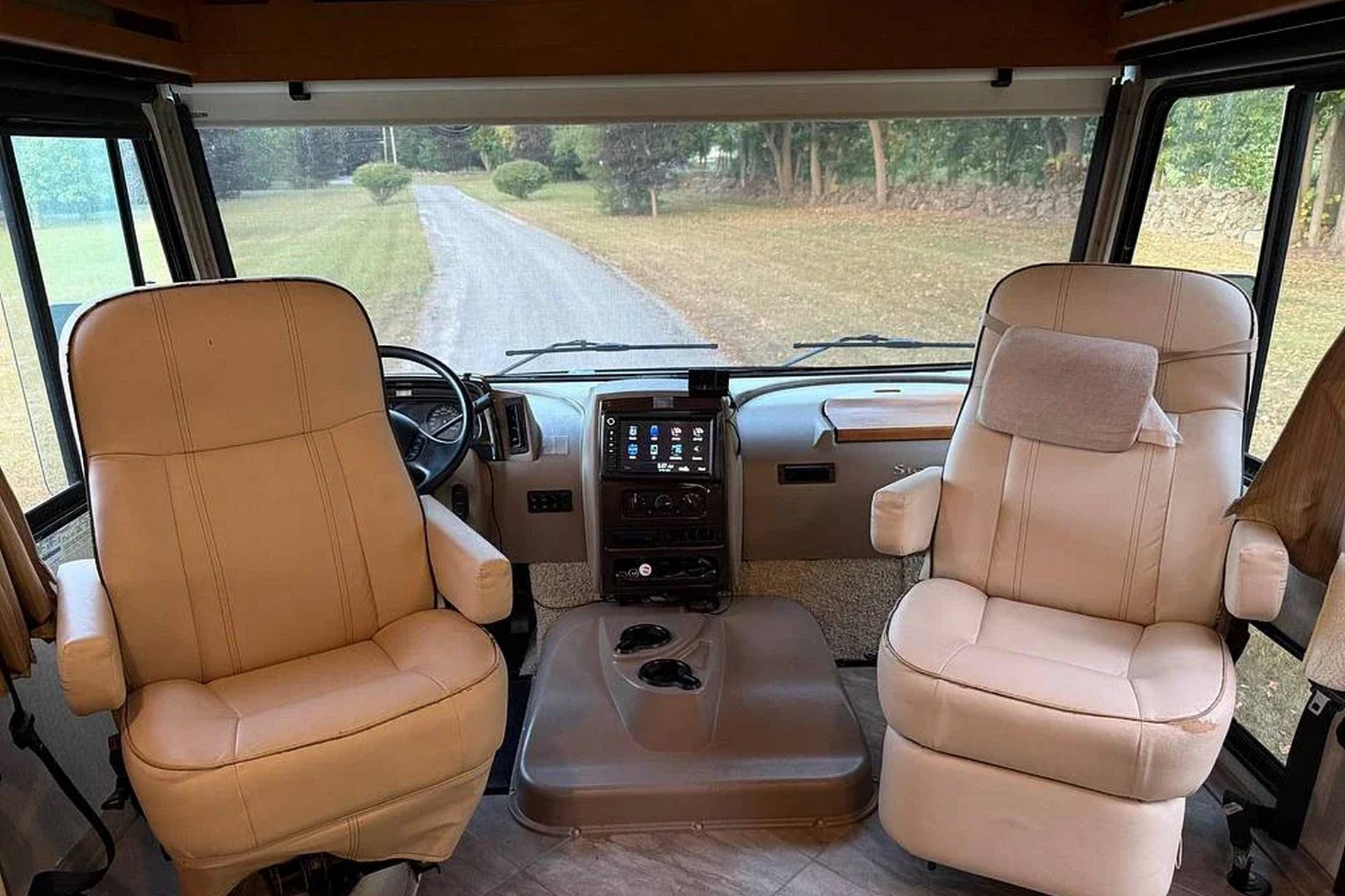 This $208K Winnebago Is Up for Auction With No One Sure What It’s Worth ...