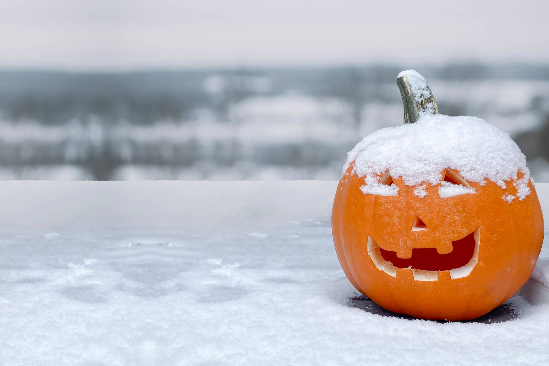Report Shows US States Facing Snow, Cold This Halloween - Men's Journal