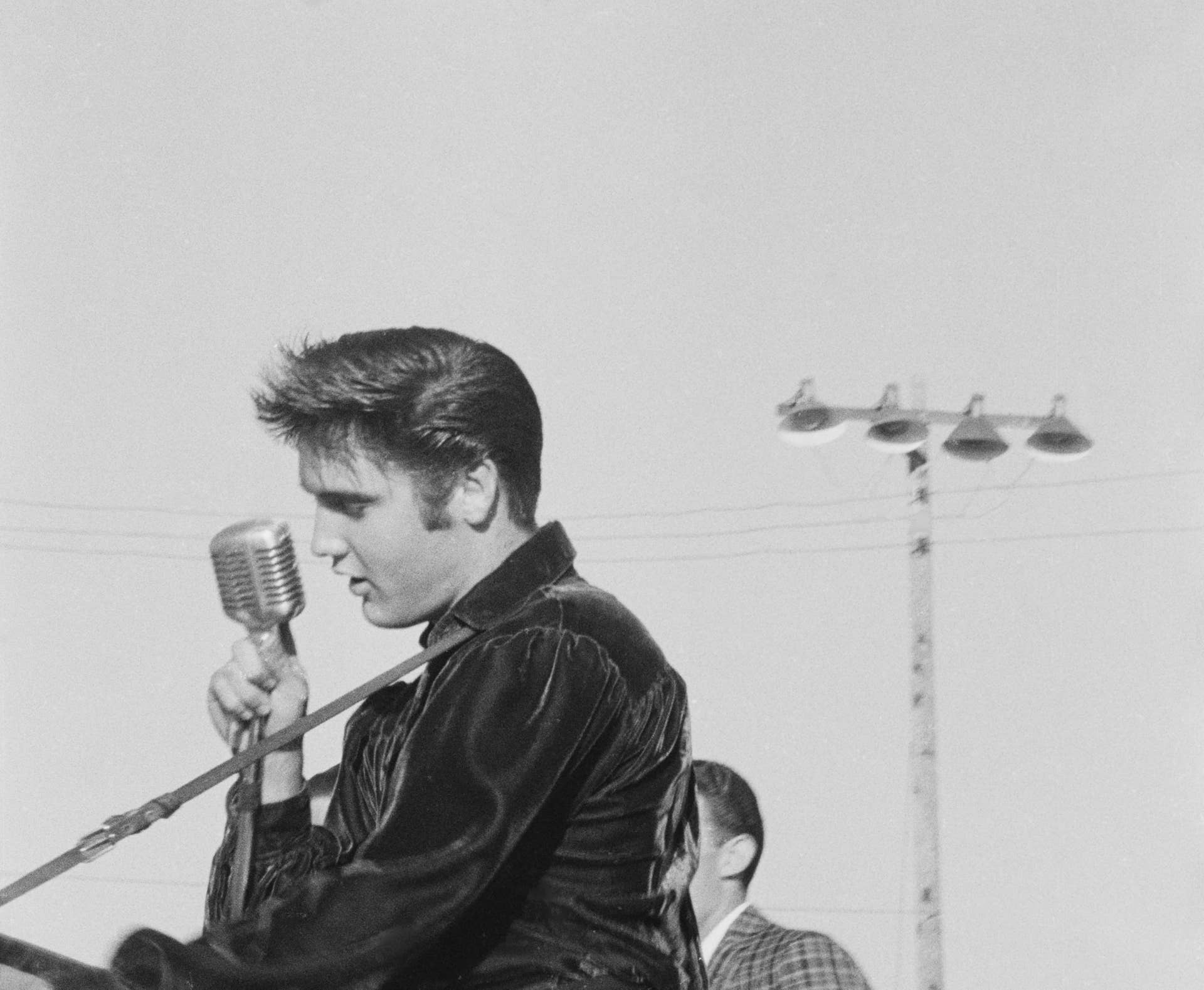 Elvis Presley's 1954 Classic, Ranked the 41st-Greatest Guitar Solo of All Time, Still Rocks 72 Years Later