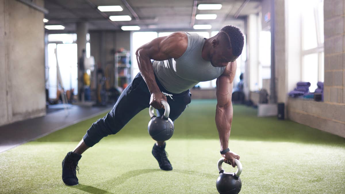 The 4 Daily Core Exercises Personal Trainers Use to Instantly Fix Bad Posture