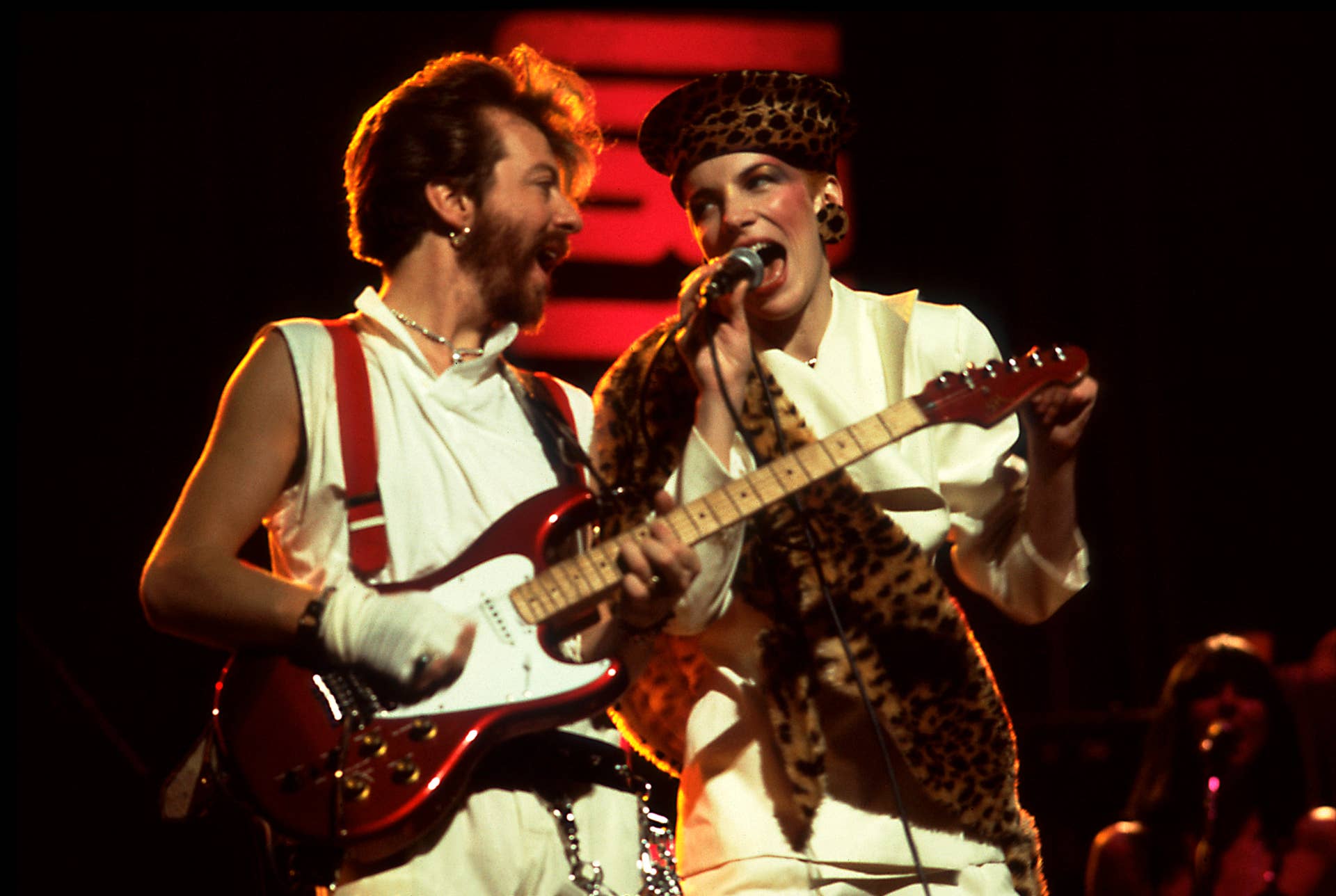 1983 No. 1 Hit Eurythmics Recorded on a Bank Loan Now Ranks Among the Top Songs of the ’80s