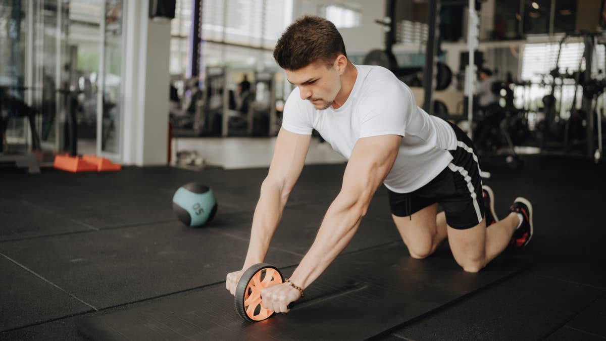 Can’t Nail a Full Ab-Wheel Rollout? Shorten the Range of Motion