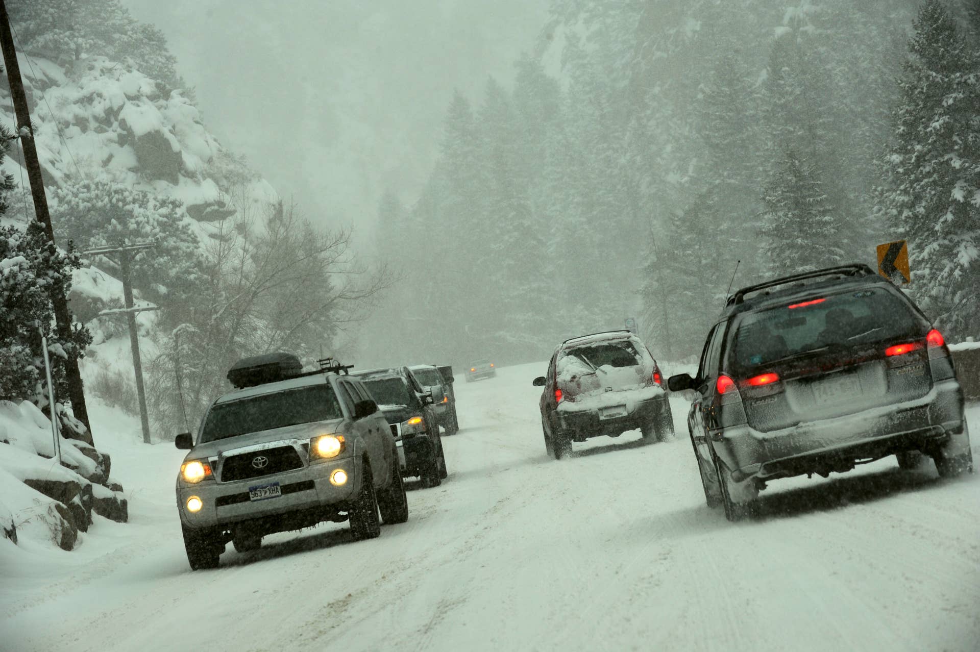 Major Ski Snowstorm Could Dump Up to 20 Inches Across Western US This ...