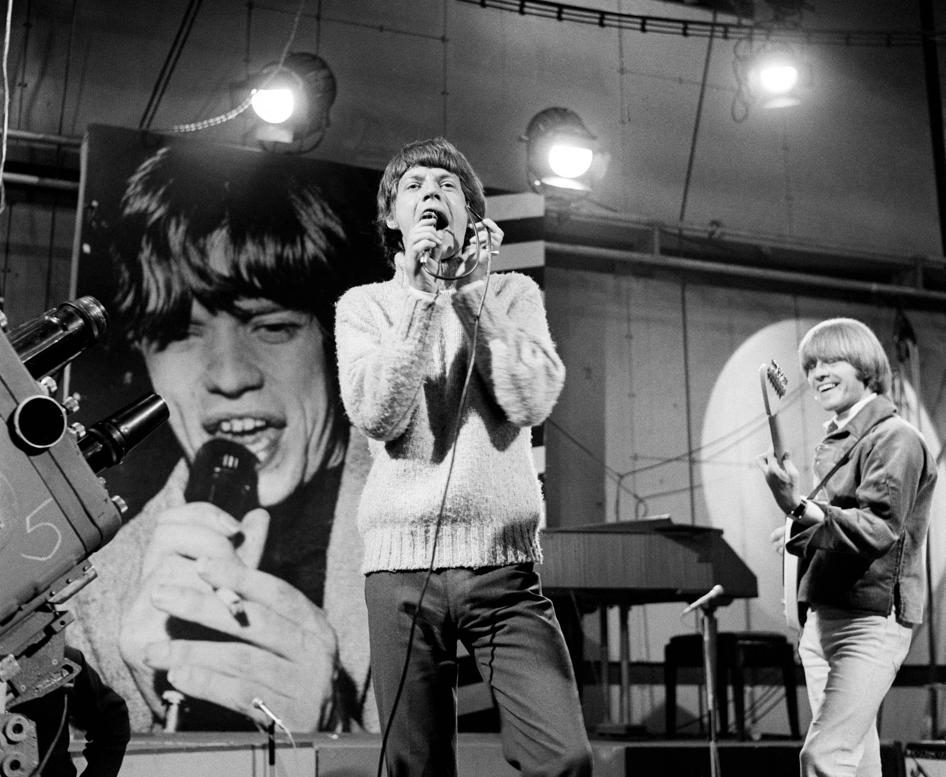 How a 21-Year-Old Fronted The Rolling Stones’ Ultimate 1965 Anthem