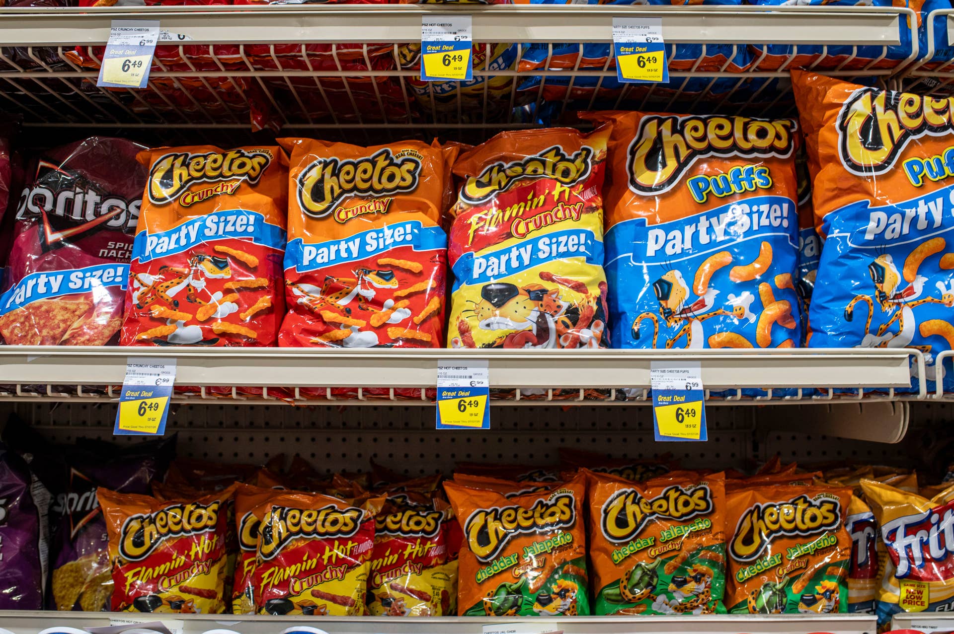 A Person Dropped a Bag of Cheetos at Carlsbad Caverns, And the Impact Was Huge