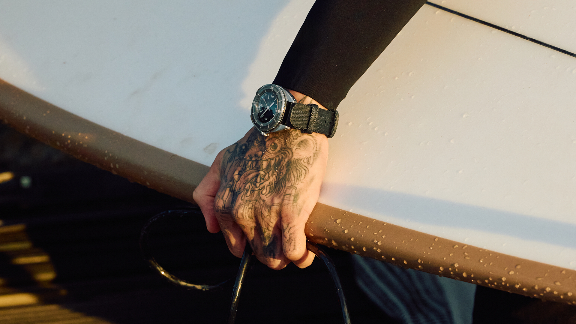 Hodinkee's New $1,000 Dive Watch Brings Back a Lost Art