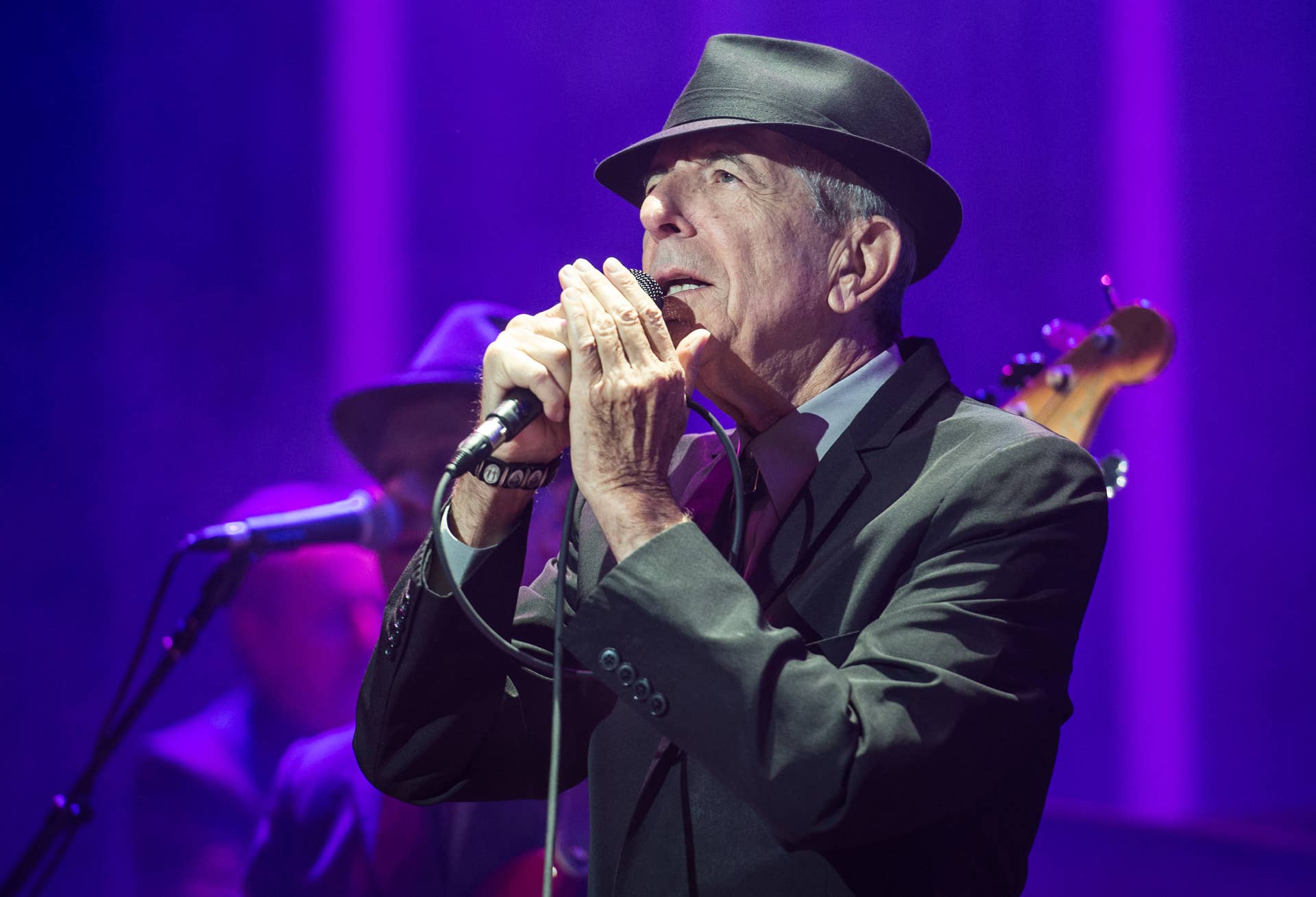 'Hallelujah' Hitmaker Leonard Cohen Ölümündən 17 Gün Əvvəl 'You Want It Darker' İfasını Verib