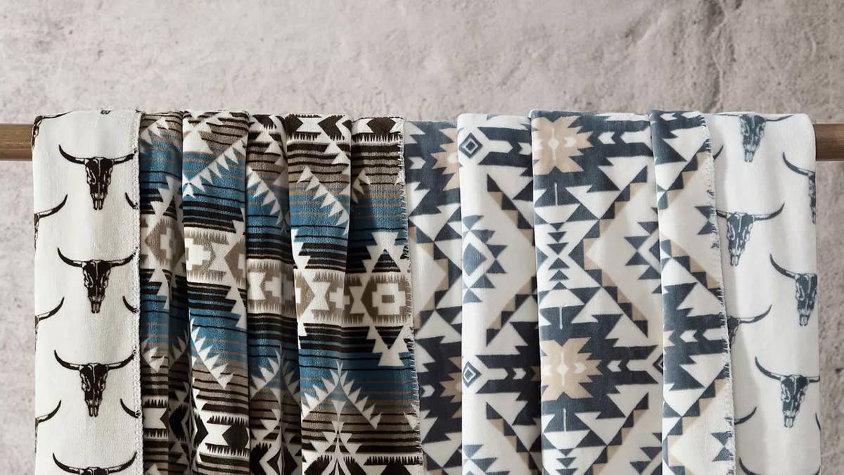 Macy's Has a Wrangler Western Blanket on Sale for $22