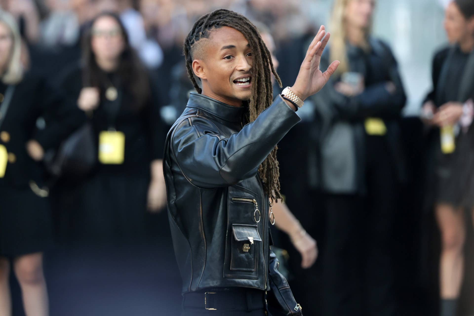 Cənab Xristian Louboutin kişi kolleksiyasına rəhbərlik edən Jaden Smit