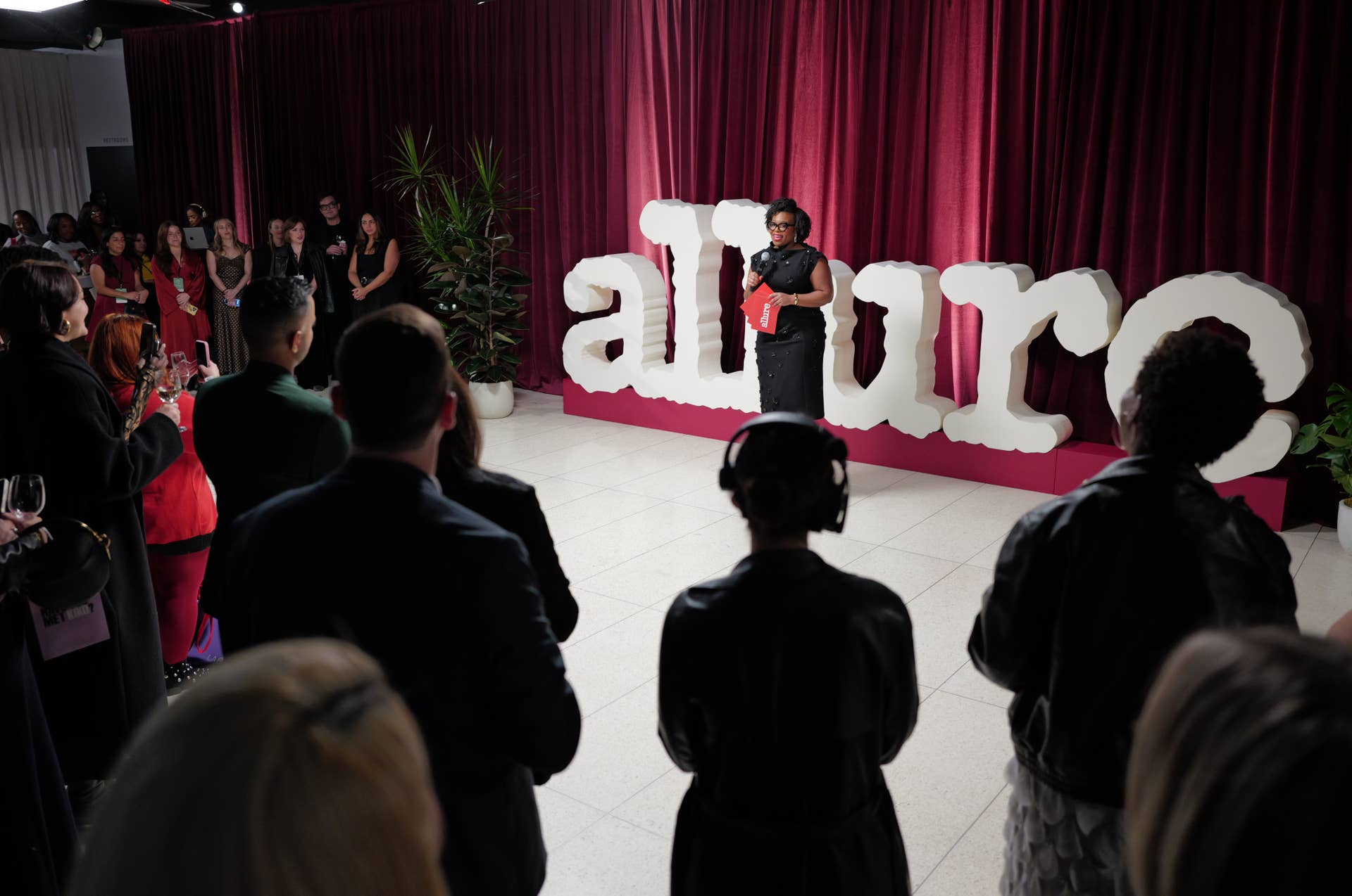 Not Sure What to Get Your Girlfriend for the Holidays? Allure's Best of Beauty Celebration Has Some Ideas