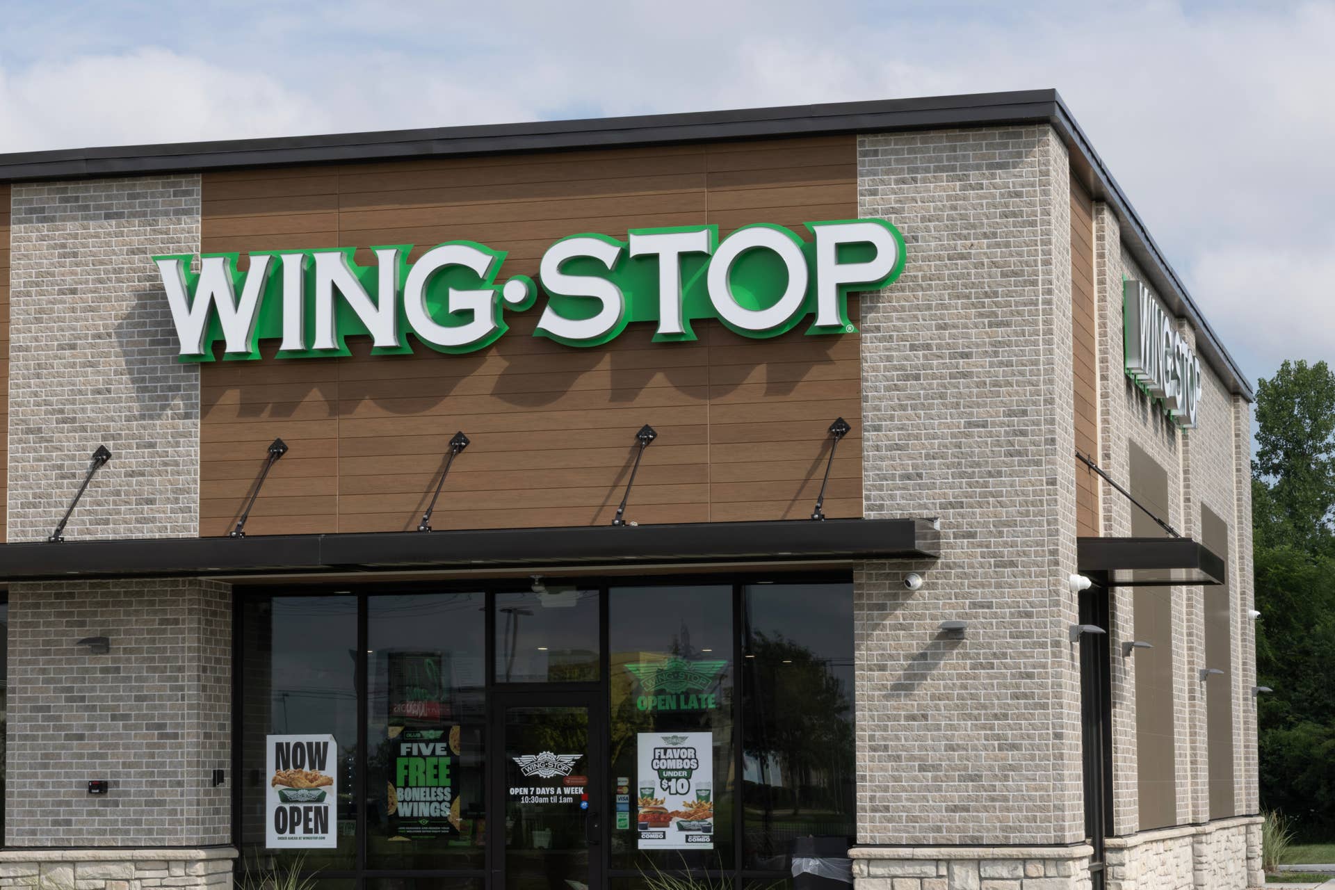 Wingstop Launches Sour Patch Kids Chicken Wings, And the First Reviews Are In: 'I Hate It Here'