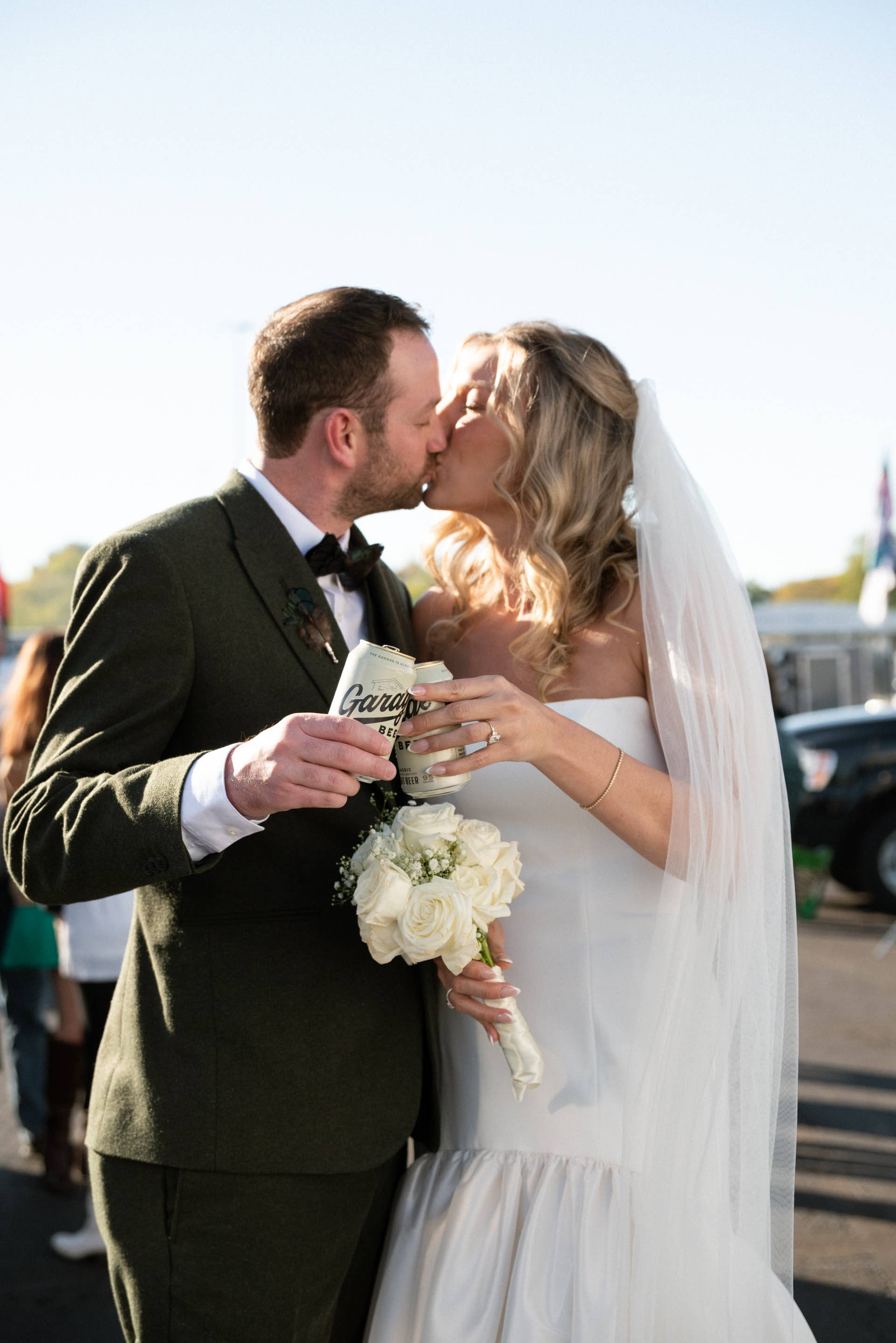 A Couple Got Married at an Eagles Tailgate With an Orchestra. Apparently, a DJ Wasn't Philly Enough.