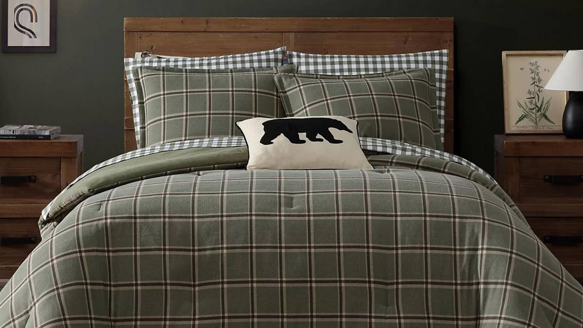 Eddie Bauer's 'Thick and Warm' 3-Piece Comforter Set Is 44% Off at Macy's, and It's 'Great for Winter'