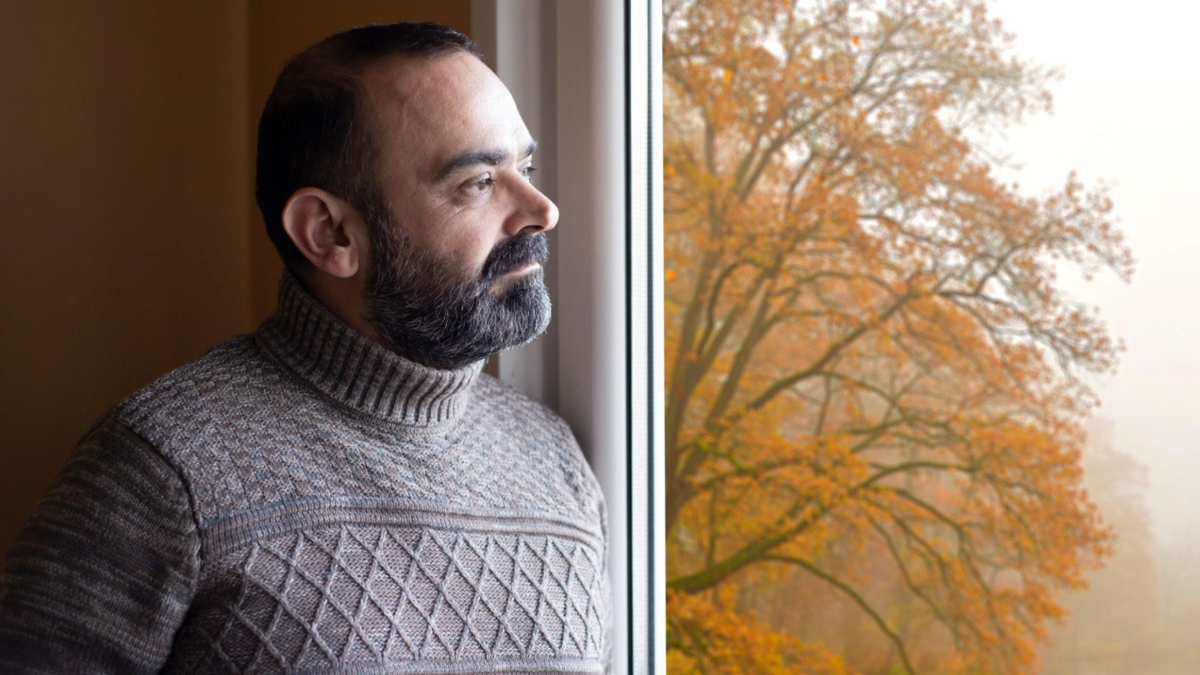 Scientists Warn Shorter Fall Days May Trigger Depression, but the First Signs Are Easy to Miss