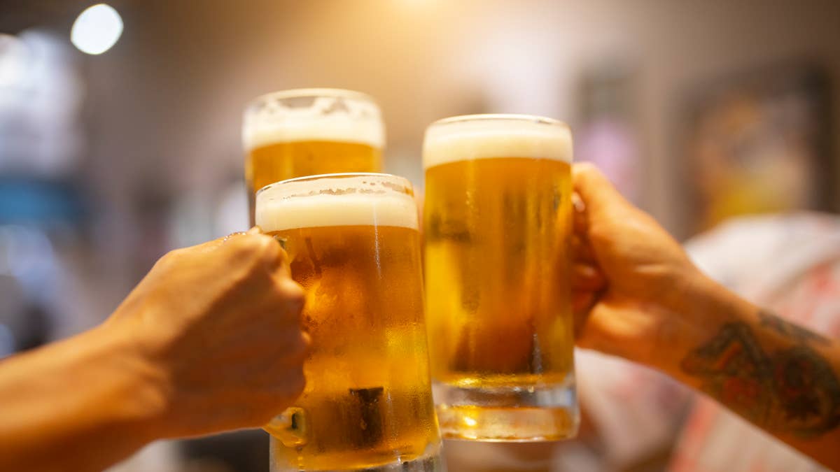 How Much Alcohol Does It Take to Sabotage Muscle Growth? Here’s What the Science Says