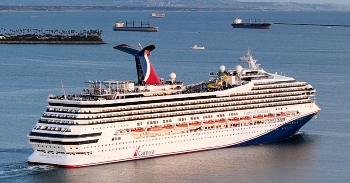 Carnival Sunshine Sees Flooding After Sailing Into Storm Men