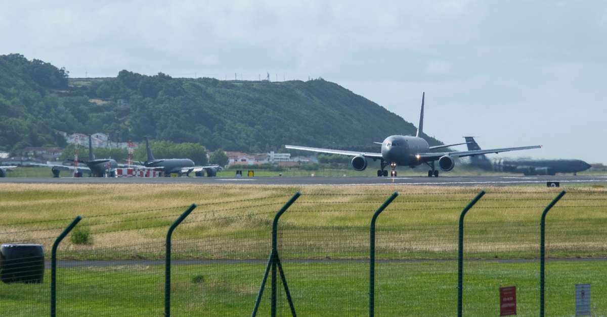 Engine Trouble Strands Delta Passengers on Remote Island for Over a Day