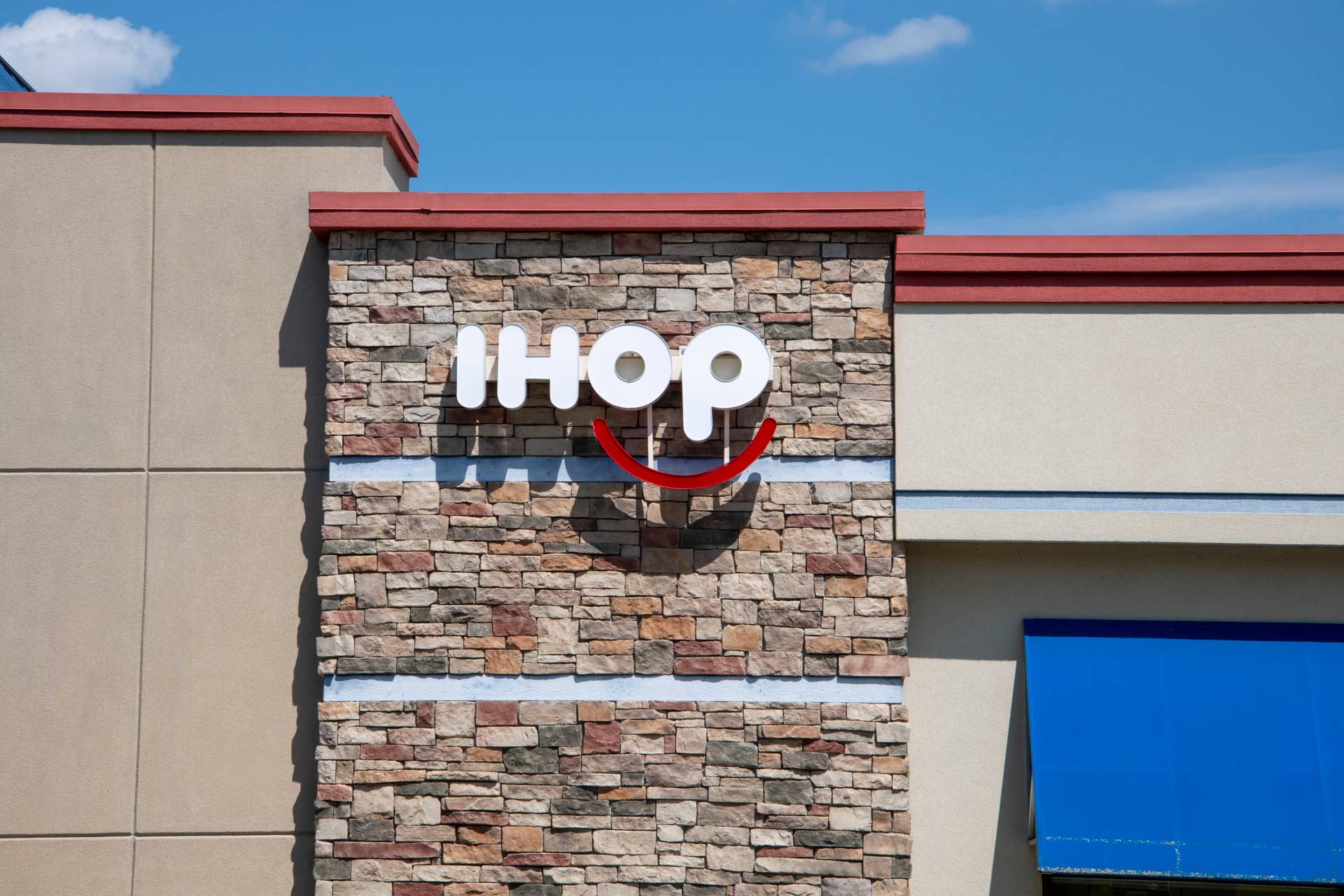 Iconic Pancake Shop Reveals Trendy Gold-Flaked Menu Item