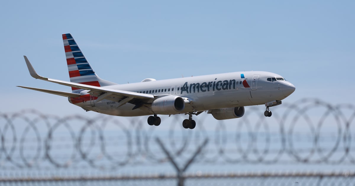 American Airlines Now Charging for Basic Economy Checked Bags