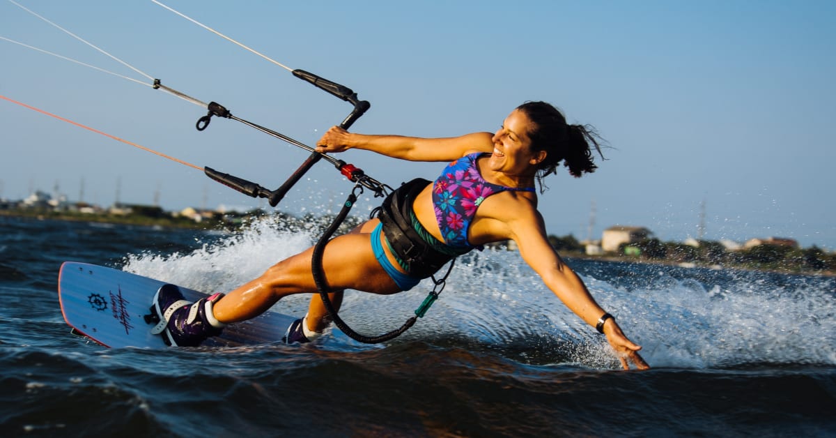 How to Get Started With Kitesurfing A Beginner s Guide Men s