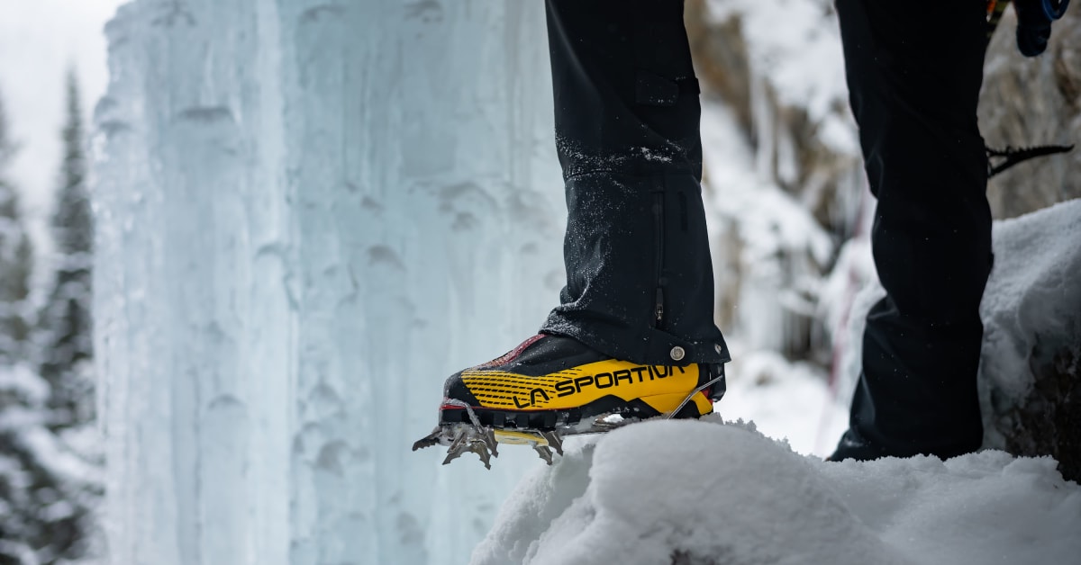 Mountaineering boots near shop me