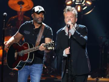 John Mellencamp Issues Apology for Pacers vs. Knicks… 