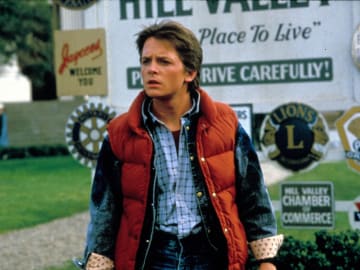 Michael J. Fox Recalls Meeting Actor He Replaced as Marty McFly 40 Years… 