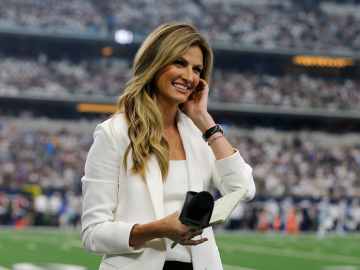 NFL Reporter Erin Andrews Announces Health… 