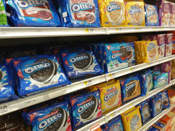 Oreo Cookie Manufacturer Suing Aldi Grocery… 