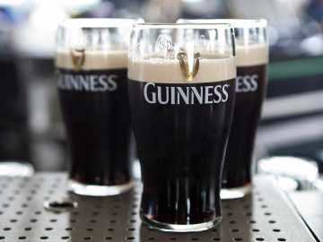 Popular Irish Bar Abruptly Closes For… 