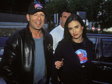 Bruce Willis Dances With Demi Moore in Rare 70th Birthday… 