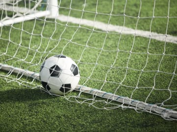 College Soccer Star Dies at 21 Following Cancer… 