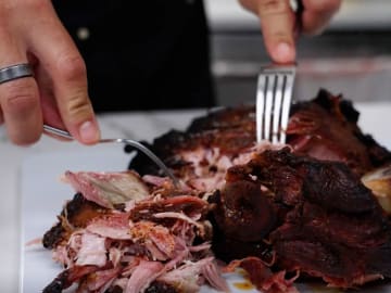 128,000 Pounds of Pulled Pork Sandwiches Recalled… 