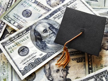 3 Popular College Majors Are Seeing Dropping… 