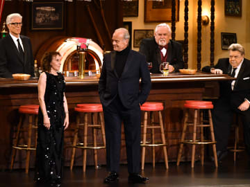 Legendary Actor Becomes Dad Again at Age… 