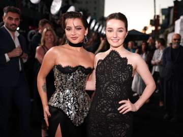 Kaitlyn Dever Sends 2-Word Message Before 