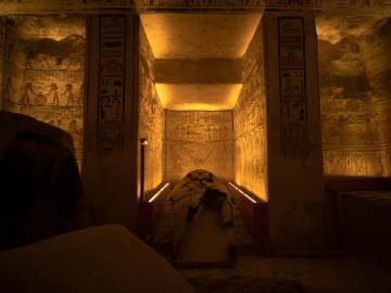 Archaeologists Make Amazing Hidden Find Within Egyptian Pharaoh