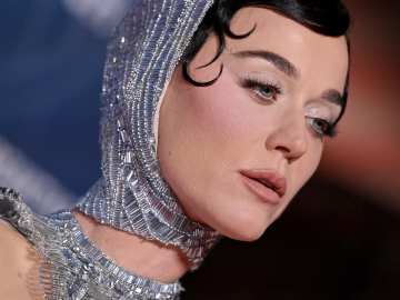 Katy Perry Fans Concerned After She Screams Going Into Outer… 