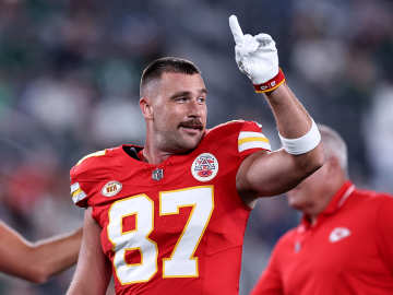 Major Travis Kelce News Breaks Amid Taylor Swift Baby… 