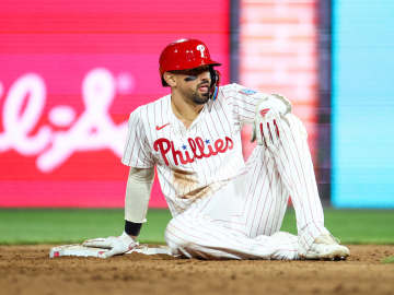 Phillies Star Turns Heads With Unexpected Mid-Game… 