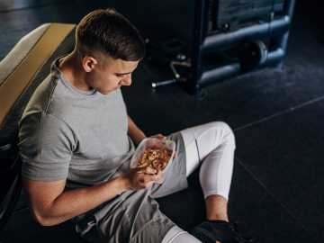 These Are the Best Pre-Workout Snacks to Fuel Your… 